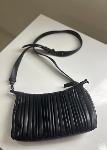 Kadın Siyah Deri Pliseli Omuz Çantası - Görsel 5