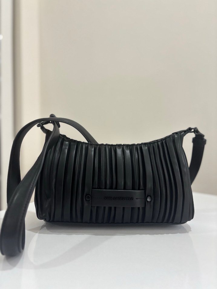Kadın Siyah Deri Pliseli Omuz Çantası - Görsel 2
