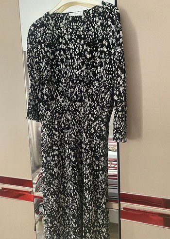 Piliseli Siyah Gri Desenli 3/4 kol boyu elbise - Görsel 4