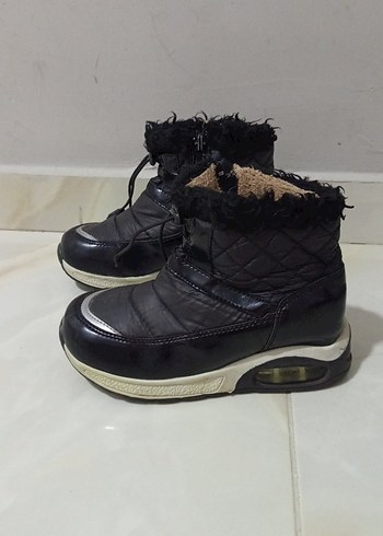 Siyah Kürklü Kız Çocuk Botları - Görsel 2