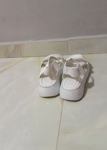 Beyaz Minimalist Platform Topuklu Kız Sandalet - Görsel 2