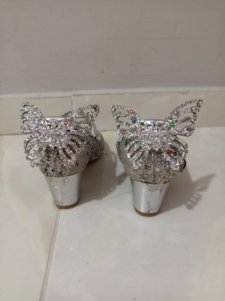 Kız Çocuk Simli Metalik Babet Kanatlı - Görsel 2