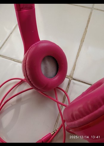 Pembe Kablolu Kulaklık - Görsel 5