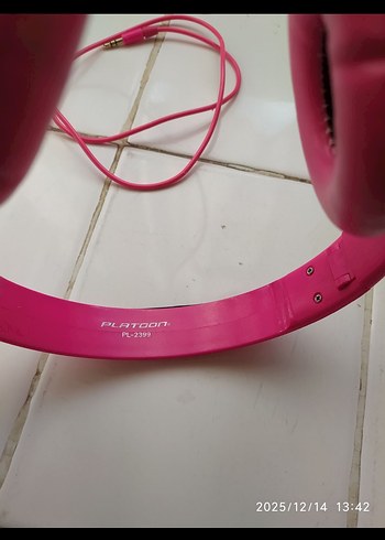 Pembe Kablolu Kulaklık - Görsel 7