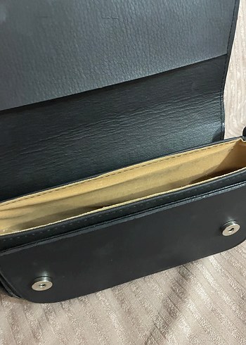 Siyah Çıtçıtlı Kadın Çanta - Görsel 2