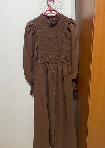 Kahverengi Pilili Elbise - Görsel 2