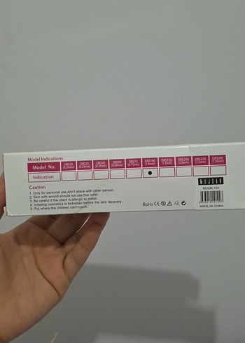 Kırmızı Derma Roller Cilt Bakım Aleti - Görsel 4