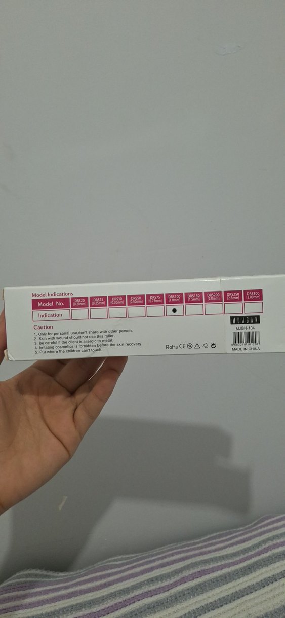 Kırmızı Derma Roller Cilt Bakım Aleti - Görsel 4