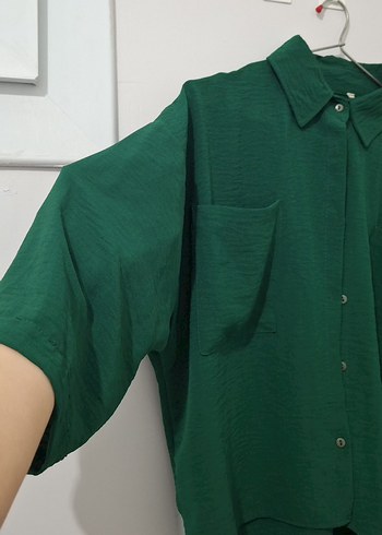 Düğmeli Yeşil Kadın Gömlek - Görsel 3