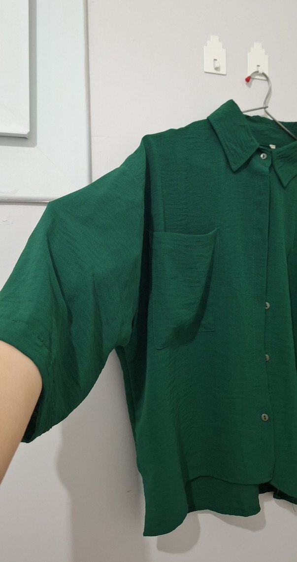 Düğmeli Yeşil Kadın Gömlek - Görsel 3