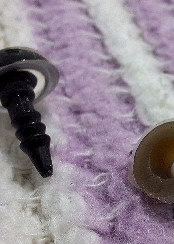 Siyah kenarları şeffaf amigurumi gözü emniyet tıpalı - Görsel 2