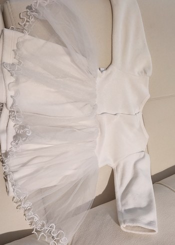 Beyaz Uzun Kollu Klasik Kız Bebek Elbisesi - Görsel 2