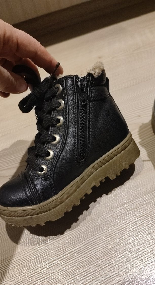 Siyah Çocuk Botları, Tokalı, Kauçuk - Görsel 5