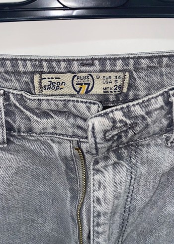 Gri Yırtık Bol Kesim Kadın Denim Pantolon - Görsel 3