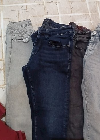 Mavi Sik Ve Rahat Denim Jean Pantolonlar