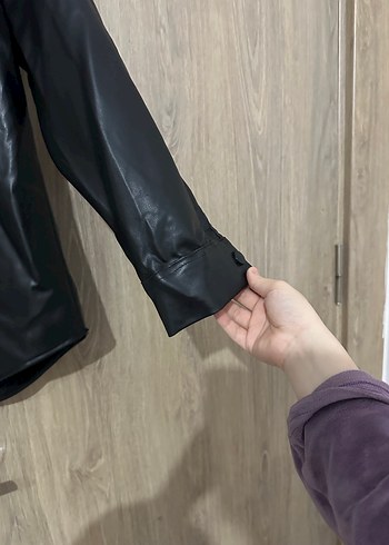 Düğmeli Siyah Deri Kadın Ceket - Görsel 2