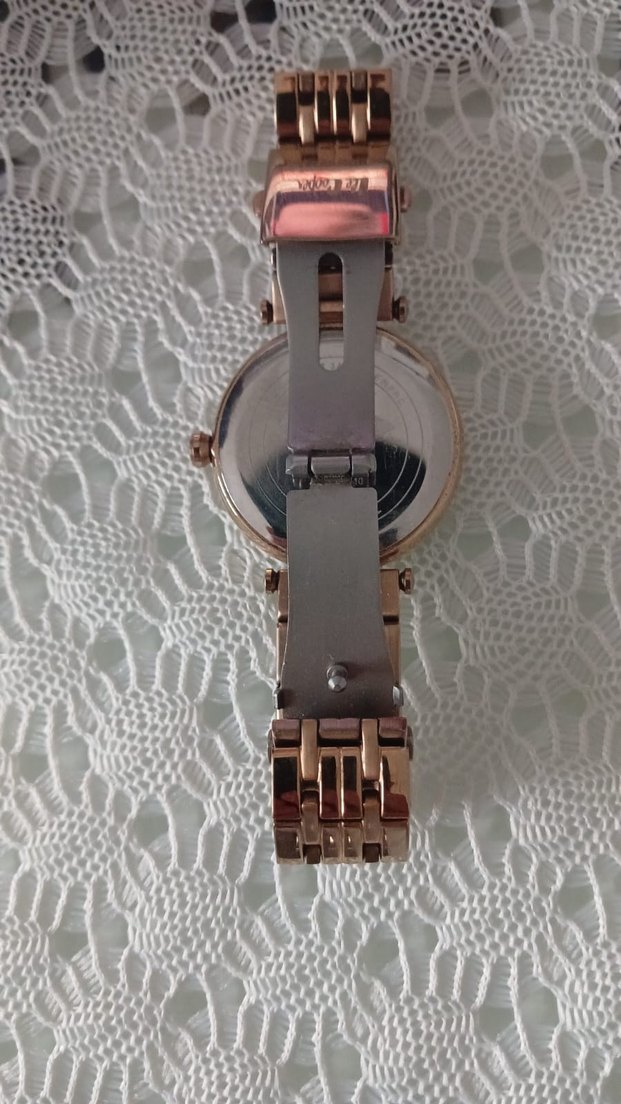 Altın Renkli Modern Klasik Kadın Saati - Görsel 2