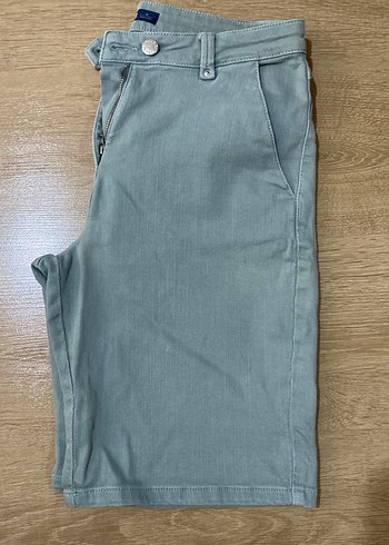 Açık Yeşil Denim Şort - Görsel 3