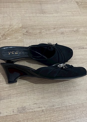 Klasik Siyah Topuklu Kadın Terlik - Görsel 6