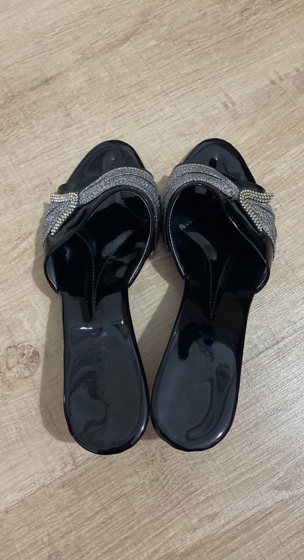 Gri Parlak Taşlı Kadın Topuklu Terlik - Görsel 2