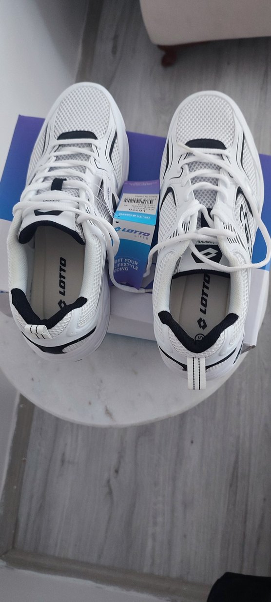 Lotto 4 Fx Erkek 45 numara (sıfır)erkek spor ayakkabısı etiketli - Görsel 3