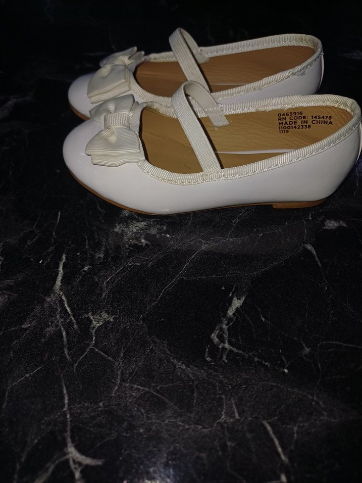 Beyaz Fiyonk Detaylı Kız Çocuk Babet - Görsel 3