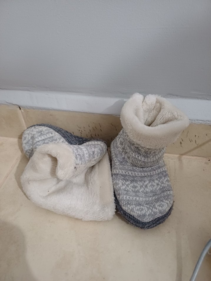 Kızlar için Gri Örgü Yün Sıcak Terlik - Görsel 3