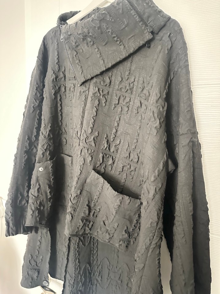 Düğmeli Siyah Uzun şık kullanıma uygun gömlek tasarım - Görsel 4