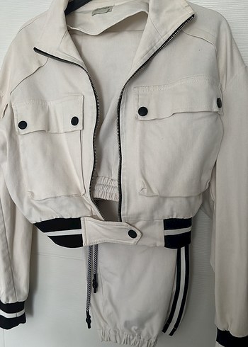 Beli Kemerli Beyaz Kısa crop spor takım - Görsel 2