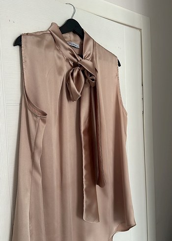 Bej Saten Halter Yaka saten Kadın Bluz - Görsel 2