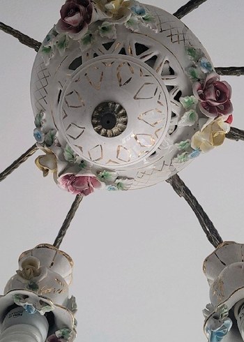 Çiçek Detaylı Beyaz Avize - Görsel 12