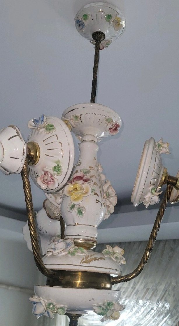 Çiçek Detaylı Beyaz Avize - Görsel 3