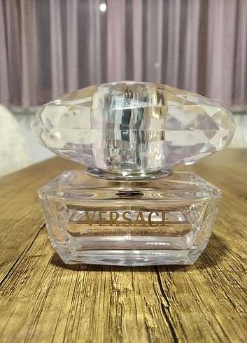 Versace Bright Cyristal Parfümlü Deodorant Kadın 