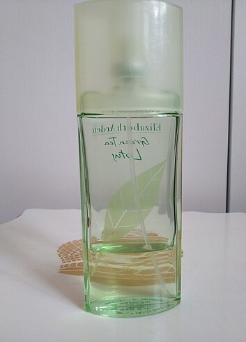  Beden Elizabeth Arden Green Tea Lotus Edt Kadın 