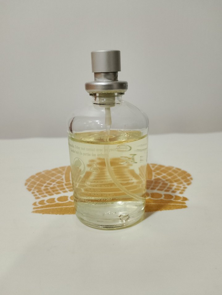 White Musk Edt Unisex Vintage - Görsel 3