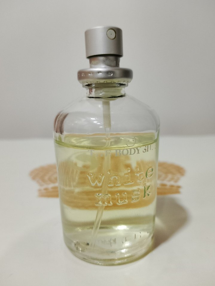 White Musk Edt Unisex Vintage - Görsel 4