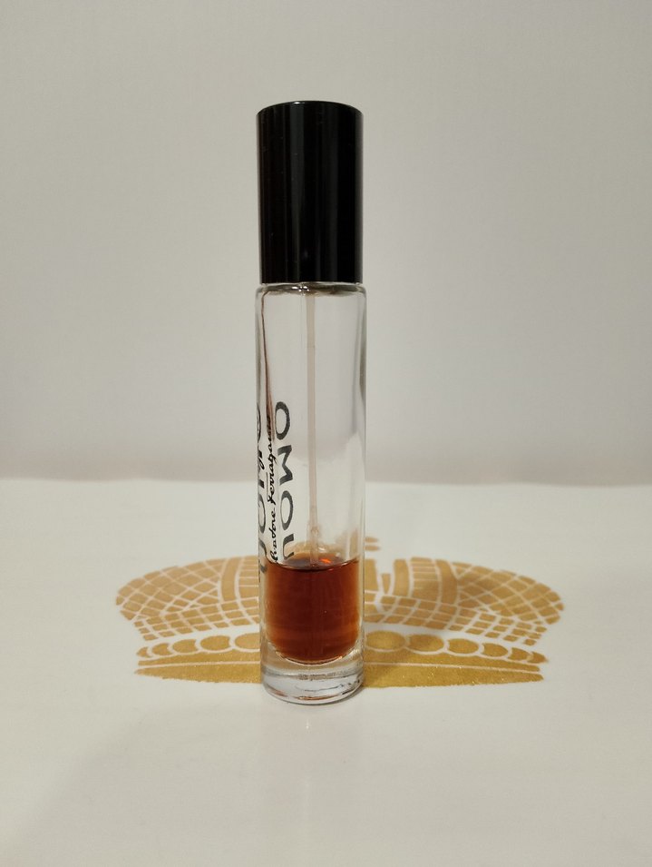 Salvatore Ferragamo Uomo Erkek Parfümü - Görsel 3