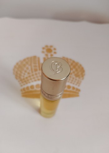 Claire Burke Oda Kokusu - Görsel 4