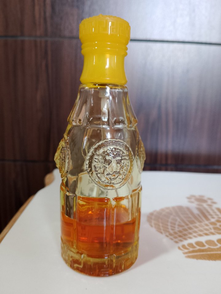 Versace Yellow Jeans Edt Kadın (Nadir) - Görsel 5