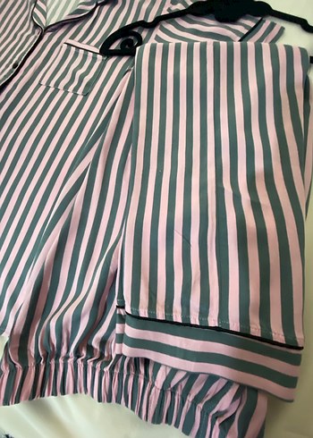 Pembe Çizgili Midi Kadın Pijama Üstü - Görsel 4