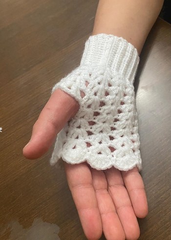 Dantel Detaylı Beyaz Örgü Kadın Eldiveni - Görsel 5