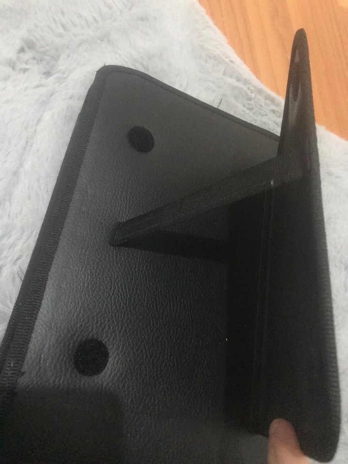 Siyah Tablet Kılıfı - Görsel 3