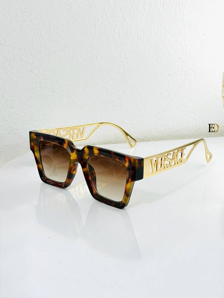 Parlak Altın Versace Kadın Güneş Gözlüğü - Görsel 5