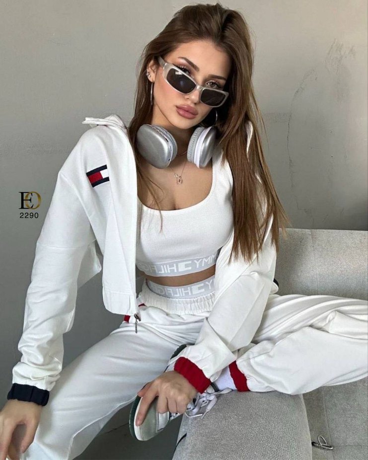 Beyaz Mini Kemerli Kadın Eşofman Takımı - Görsel 3