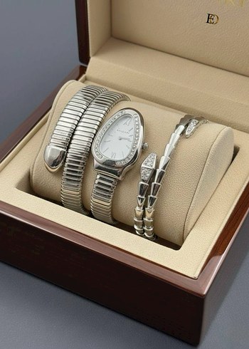 Altın Renkli Klasik Kadın Saat Seti - Görsel 6