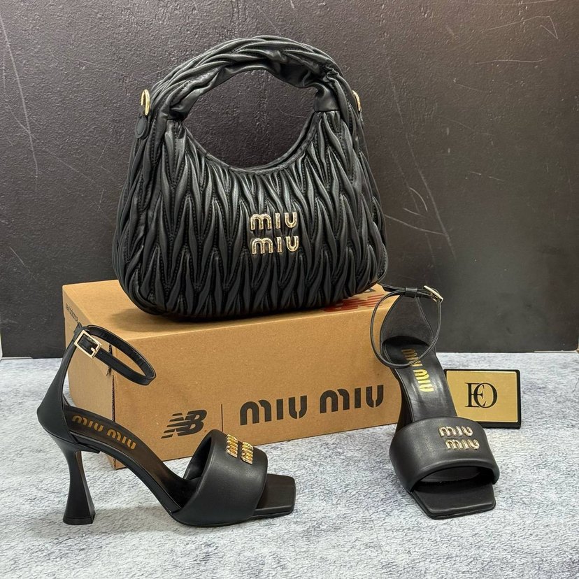 Miumiu stiletto - Görsel 3