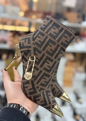 Topuklu Bot Sıfır - Görsel 9