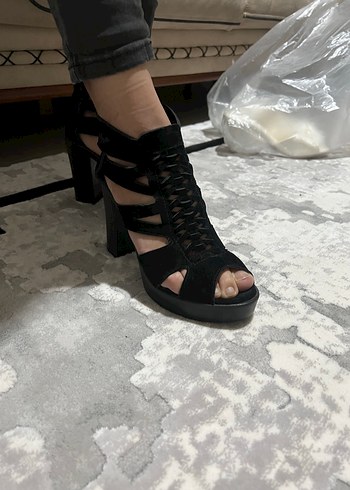 Siyah Bağcıklı Gotik Platform Topuklu Ayakkabı - Görsel 2