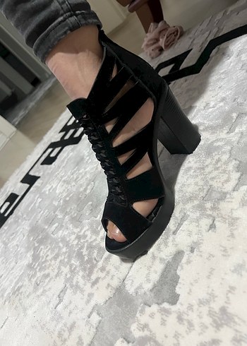 Siyah Bağcıklı Gotik Platform Topuklu Ayakkabı - Görsel 5