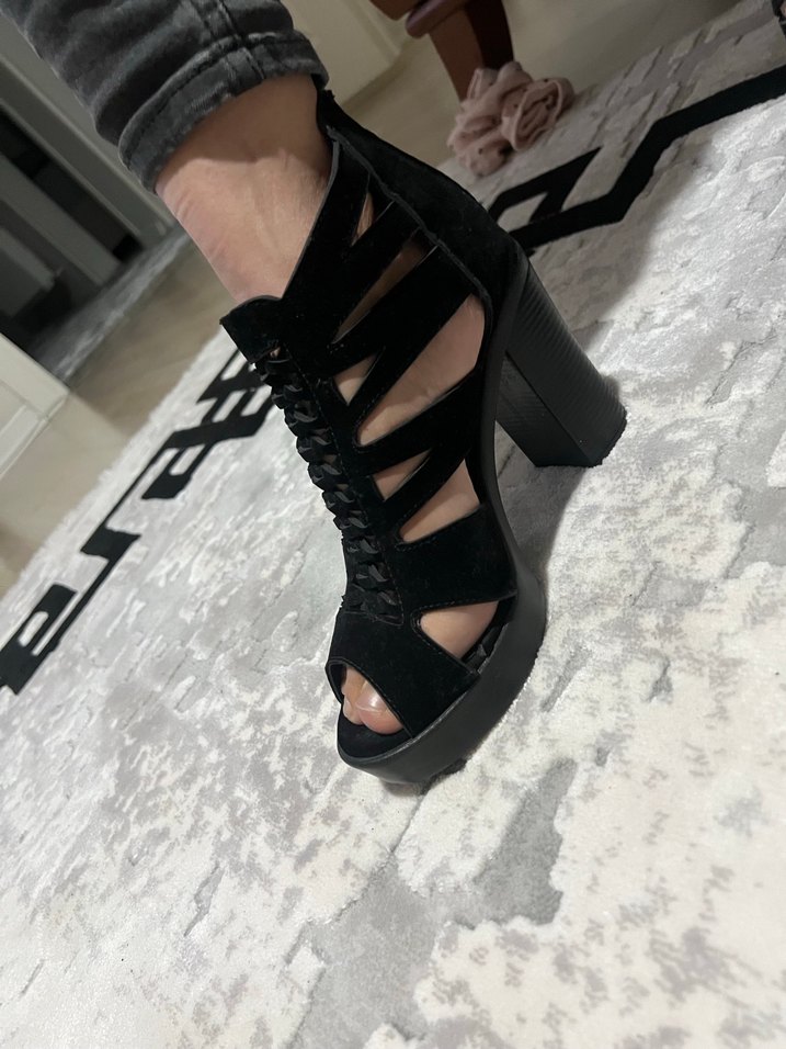 Siyah Bağcıklı Gotik Platform Topuklu Ayakkabı - Görsel 5